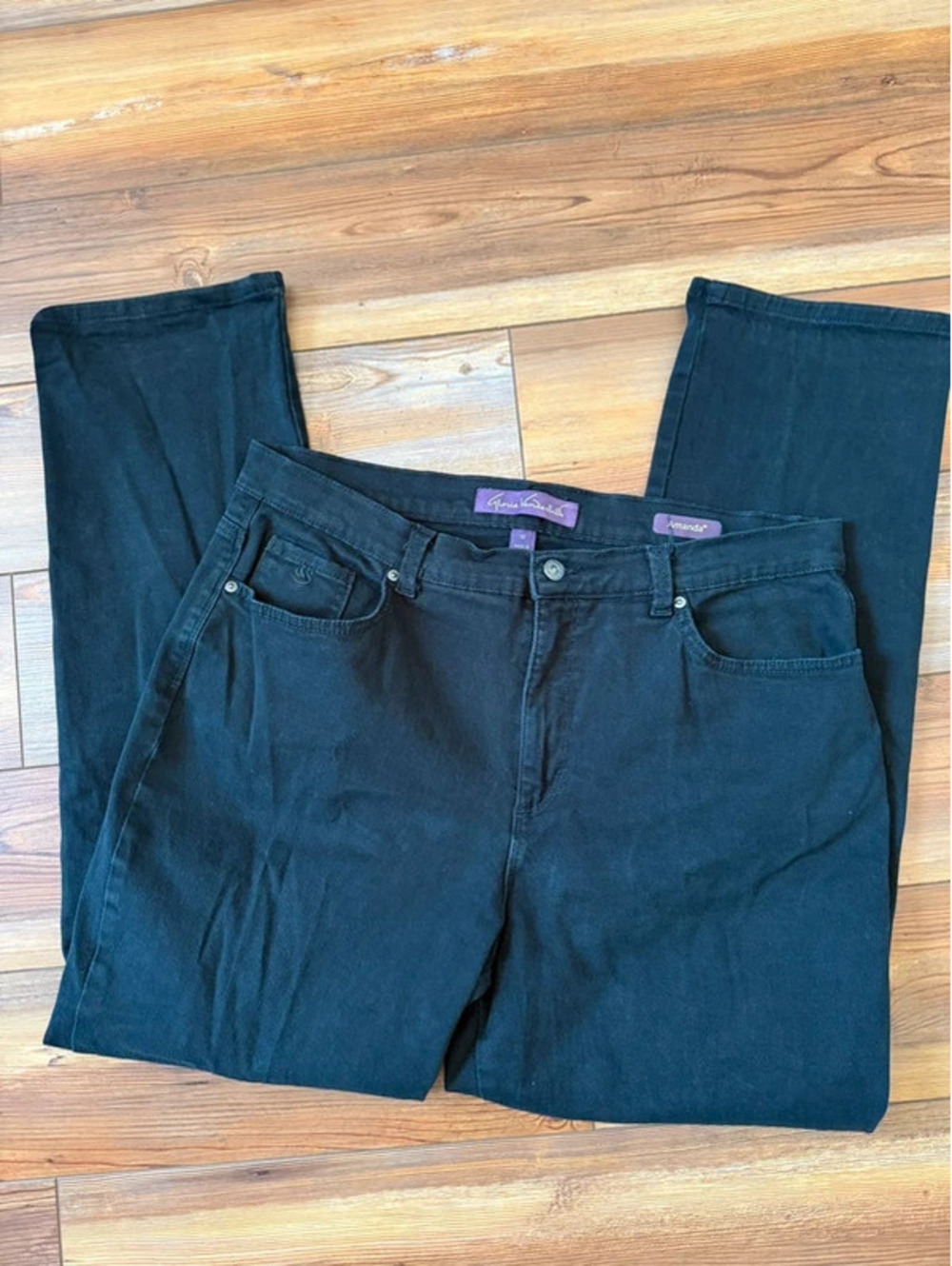 Gloria Vanderbilt Amanda jeans size 16 Black
